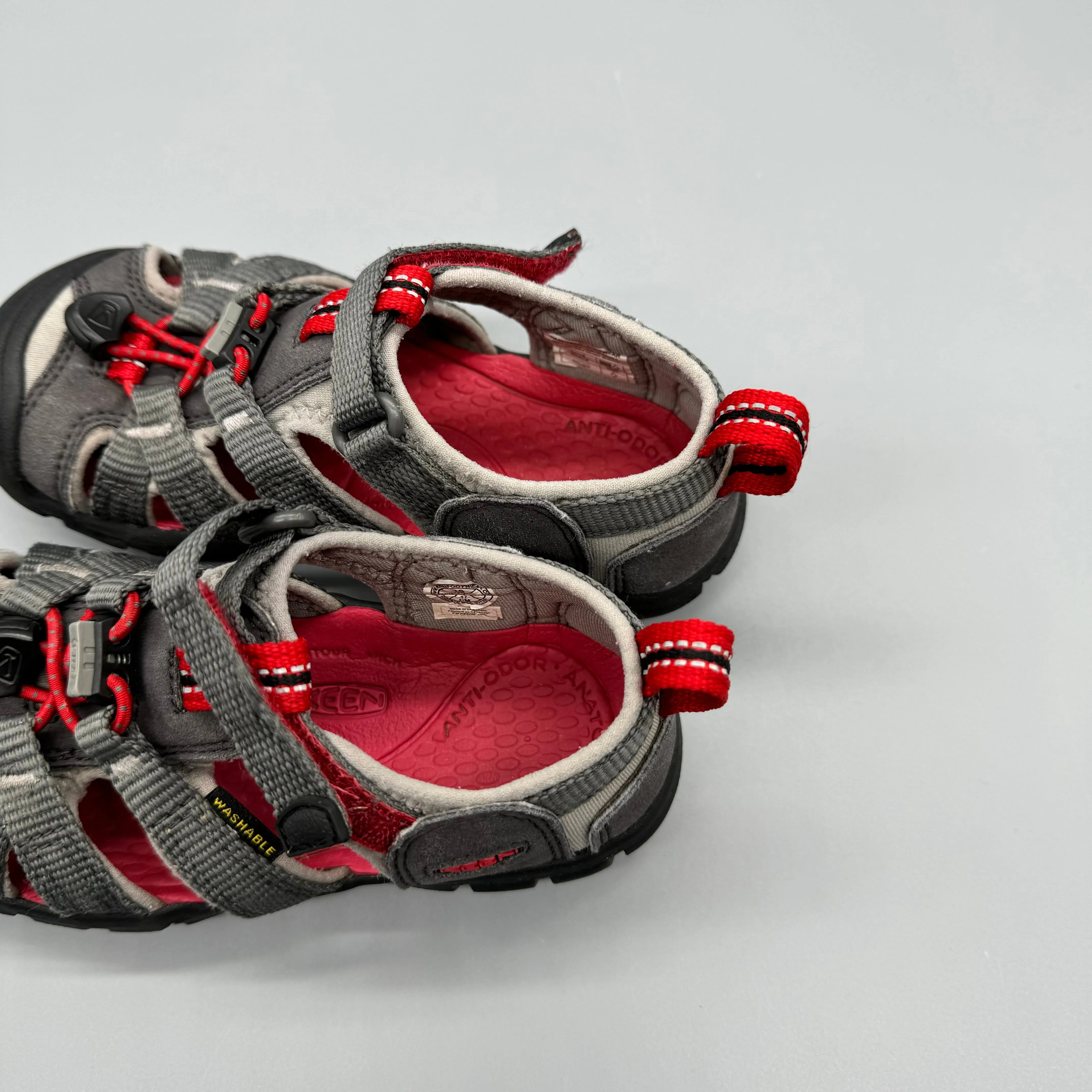 Keen / Sandals / US10